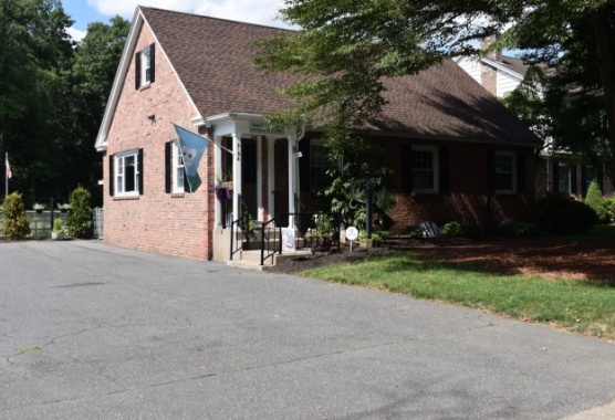 Exterior of Springfield dental office building